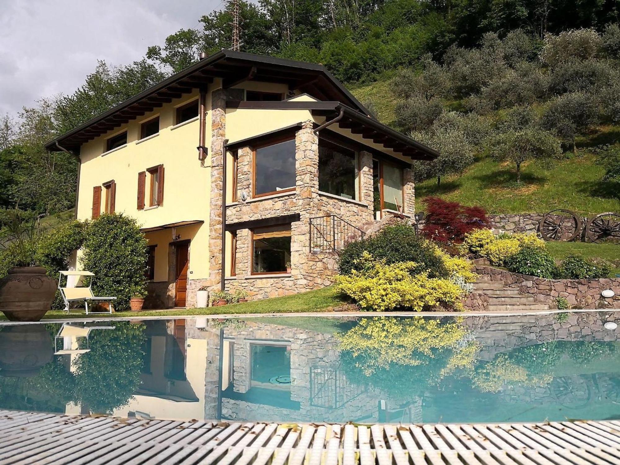 Villa In Pisogne With Pool Garden And Lake View Ngoại thất bức ảnh