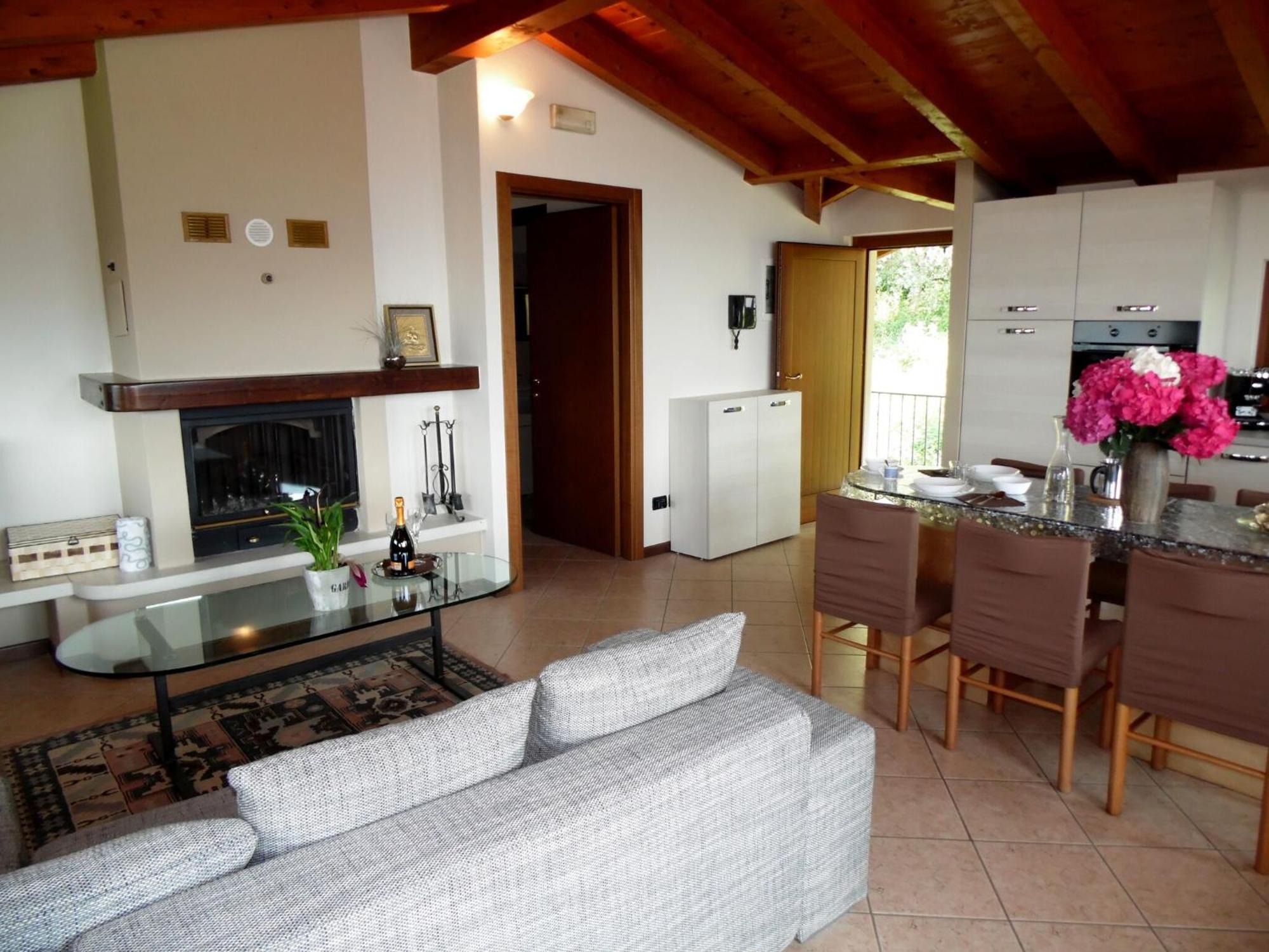 Villa In Pisogne With Pool Garden And Lake View Ngoại thất bức ảnh